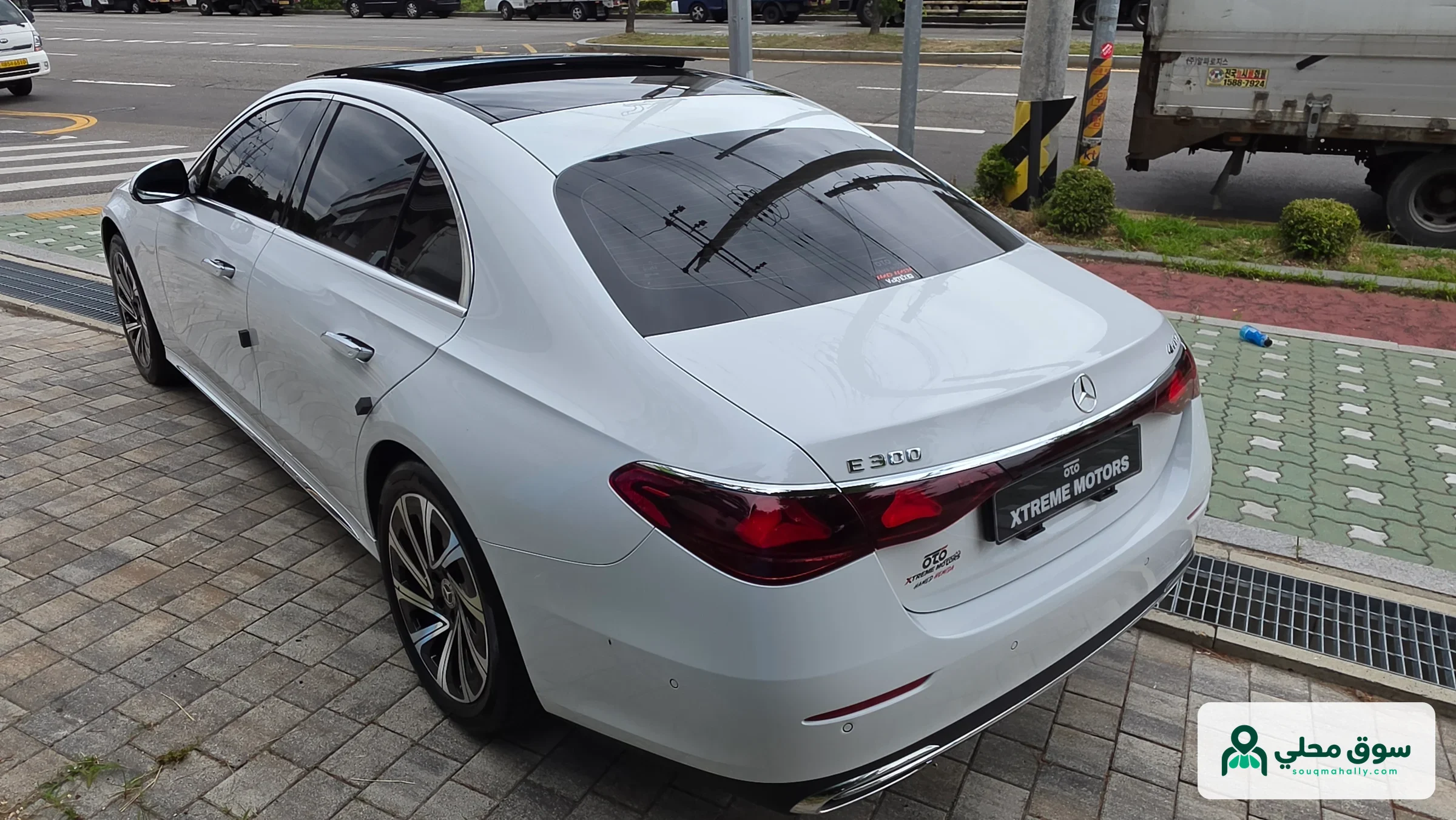 Mercedes Benz E300 AMG,Panorama — الصورة 11