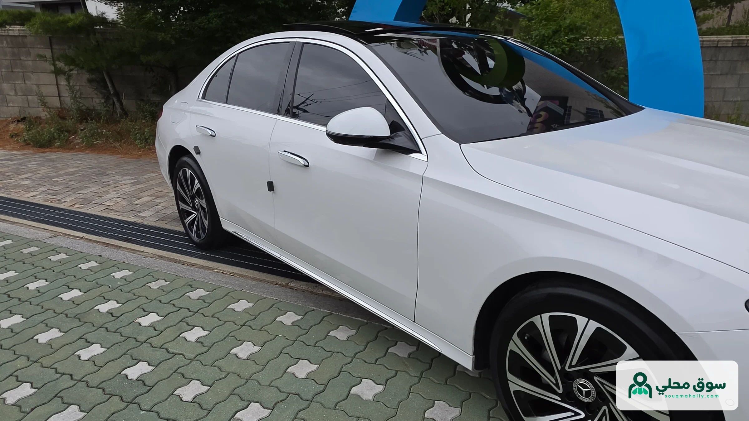 Mercedes Benz E300 AMG,Panorama — الصورة 12